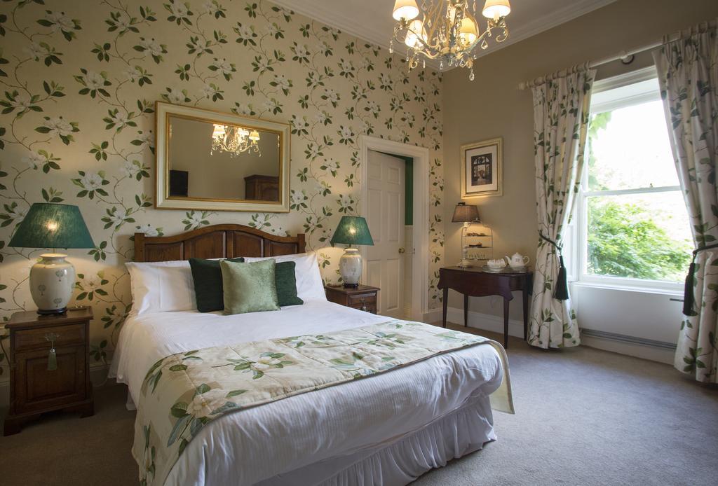Raheen House Hotel كلونيمل الغرفة الصورة