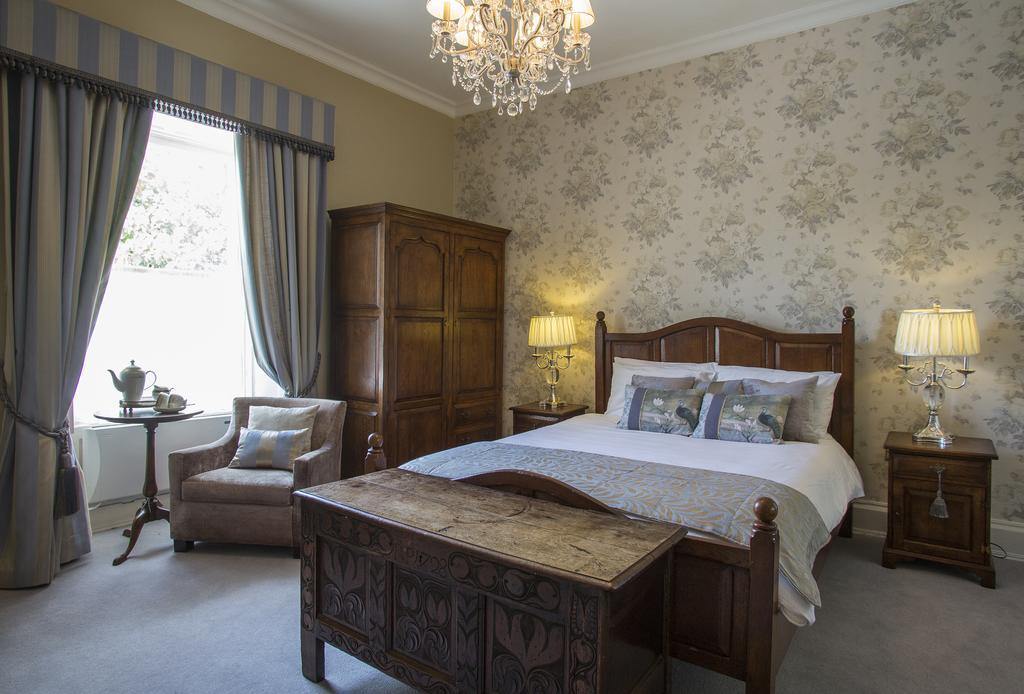 Raheen House Hotel كلونيمل الغرفة الصورة